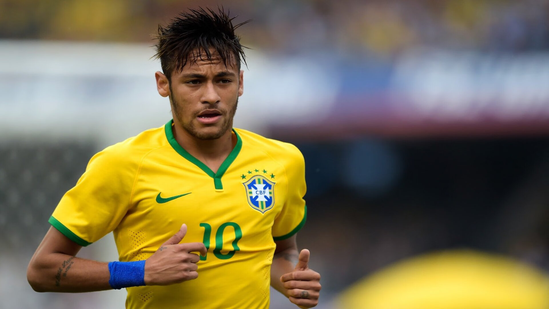 德甲攻守大战：节奏快、精彩颖然！，德甲用球2020