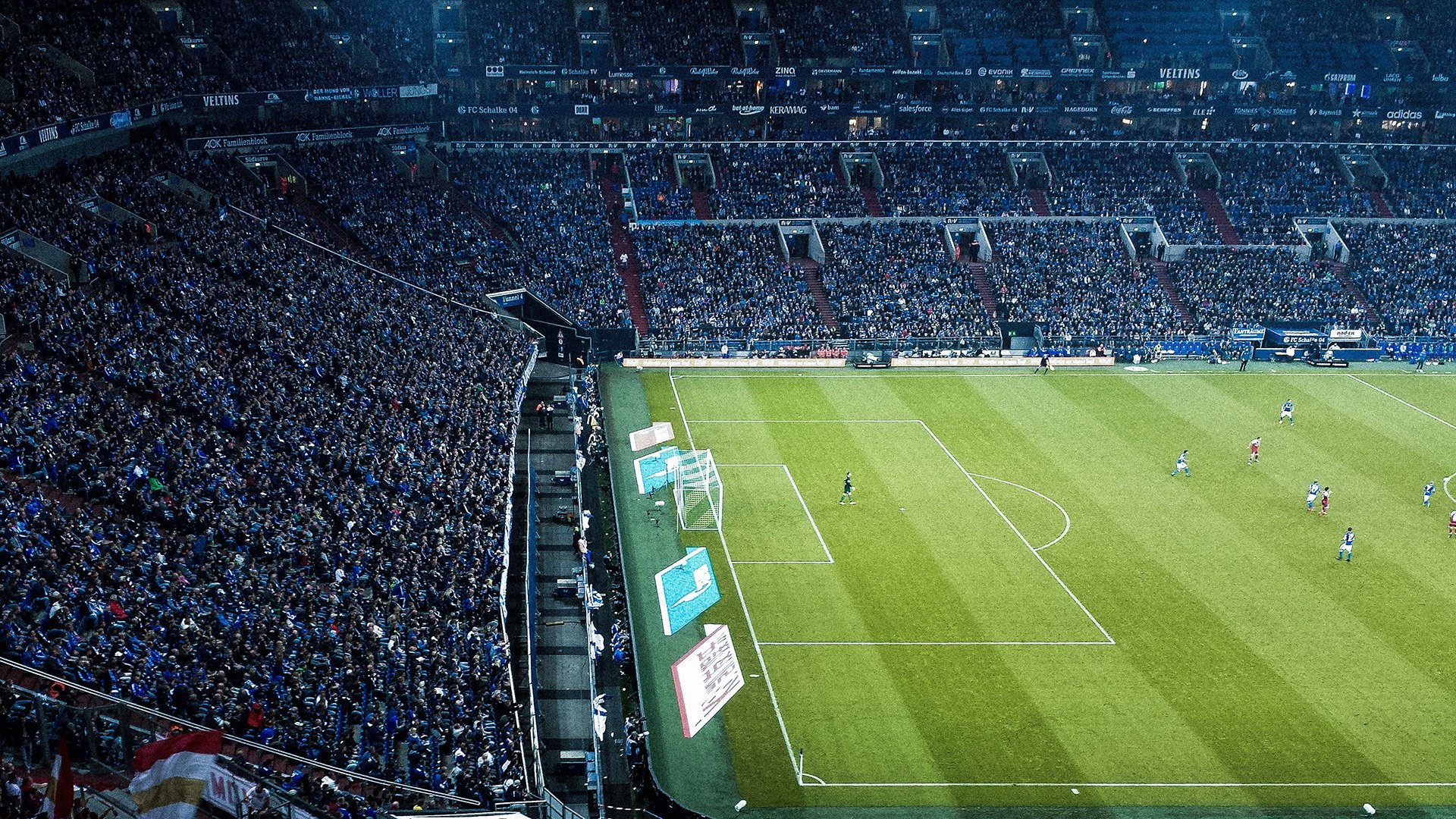 阿伦·斯密斯：成为全黑队进攻与防守之间的完美纽带，阿伦斯怎么样